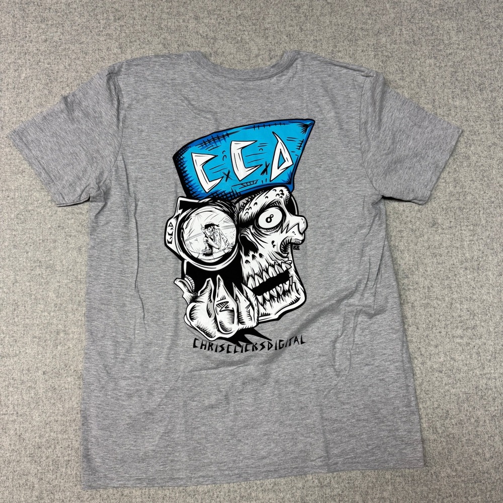 Chris Clicks Digital Graphic Tee Size Large Gray Skull Camera Skater Streetwear